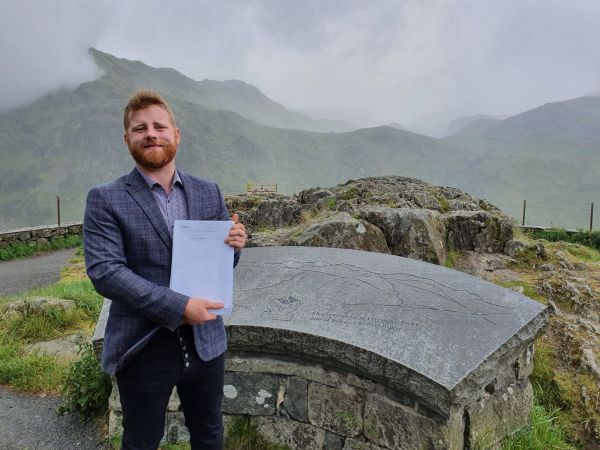 Snowdonia National Park Authority receives a petition to only use the name ‘Yr Wyddfa’ when referring to Wales’ highest mountain