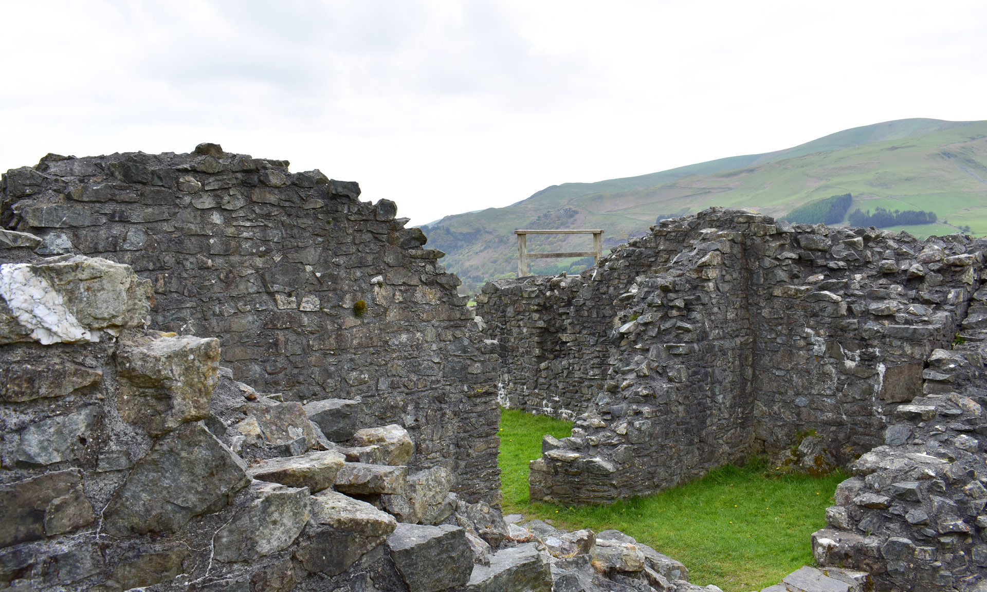Ruined walls at Bere Castle