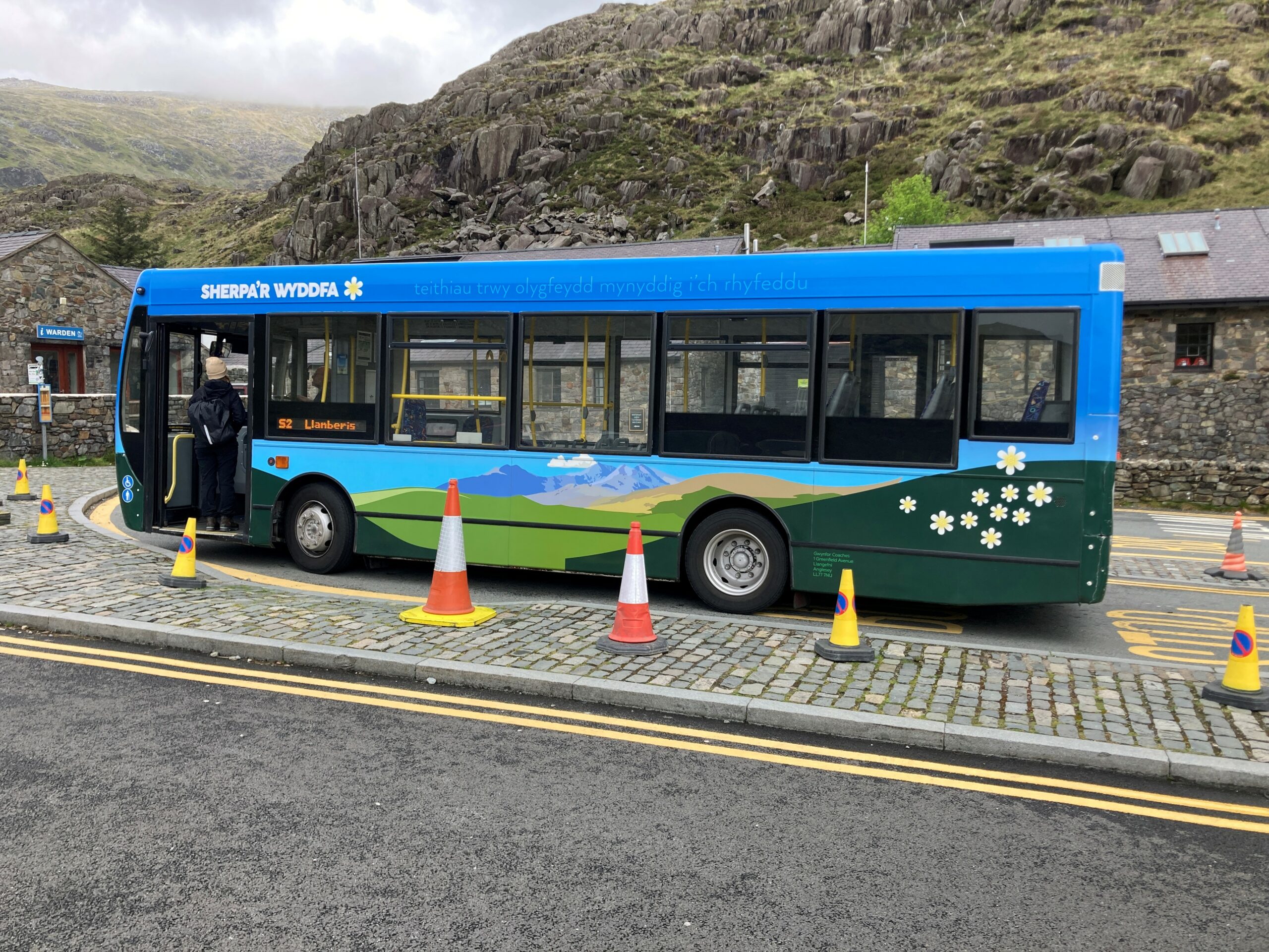 Introducing ‘Sherpa’r Wyddfa’ – Snowdonia’s new bus service